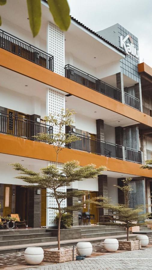 Hotel Kaliu Pacitan Ngoại thất bức ảnh